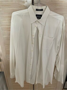 Nautica Men's White Long-Sleeve comfort stretch cotton Button-Up Dress Shirt 18